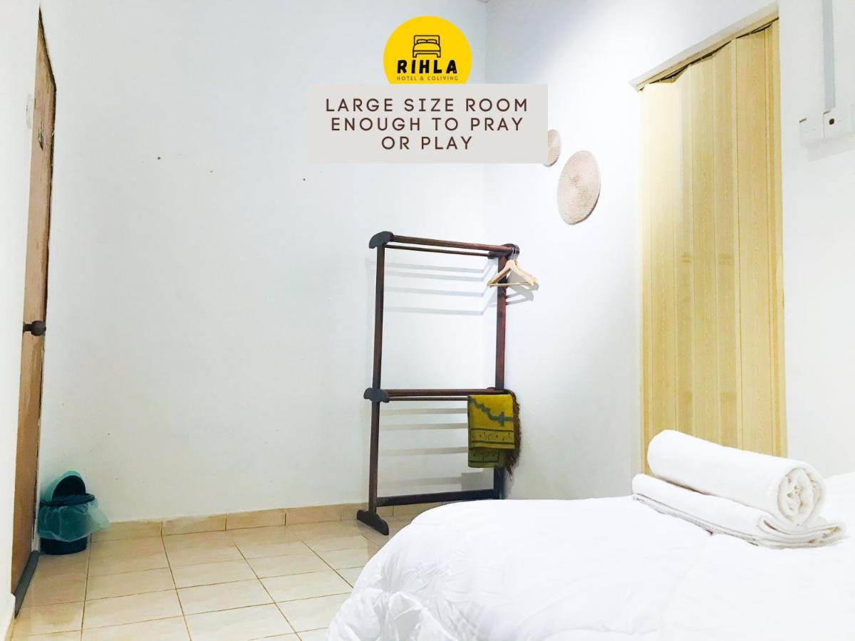 Rihla Dataran Tengah Hostel Gua Musang Exterior foto